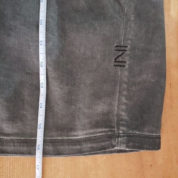 Sarah Pacini Medium Size 8/10 Gray Distressed Mini Skirt - Picture 8 of 10